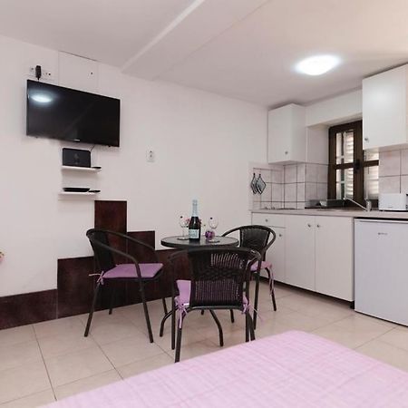 Central Apartment Rose In Hearth Of Split Buitenkant foto