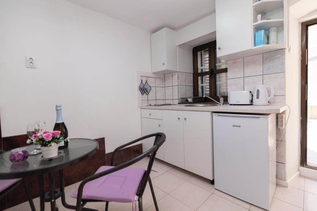 Central Apartment Rose In Hearth Of Split Buitenkant foto